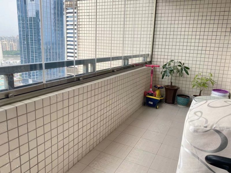 琶洲安置小区磨碟沙花苑3房126方