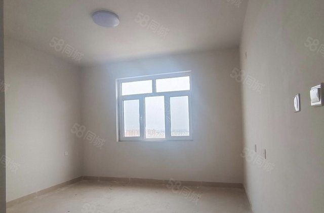 急卖 盛世天湖 双卫格局 居住密度低 南向采光好 看房随时