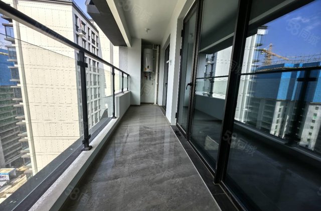 急售区政府附近 城市芳华 锦园 送车储 小高三叶草 澜庭观邸