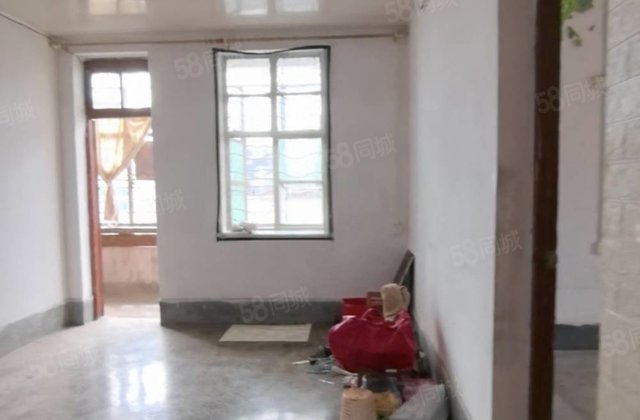 五祖路小区4室1厅80㎡19.8万二手房图片