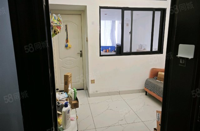 金融花园3室1厅55.8㎡70万二手房图片