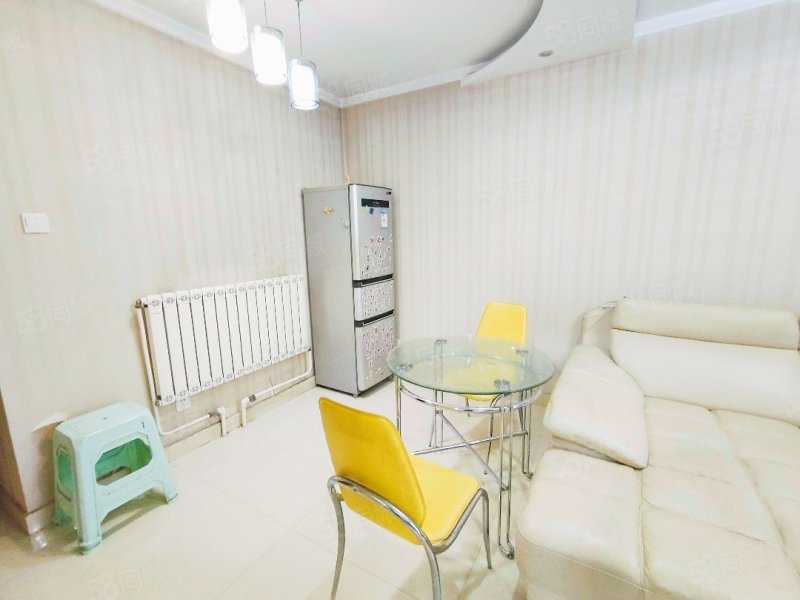 秀兰城市绿洲北区2室2厅1卫84.2㎡南北66万
