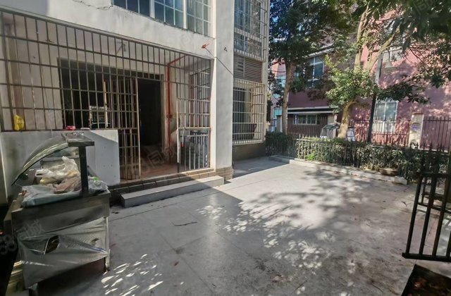 合创公园一号1期2室2厅84㎡24.8万二手房图片