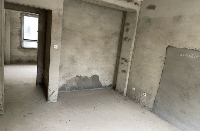 万信理想城3室2厅106.36㎡30万二手房图片