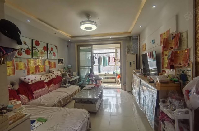 香江嘉明新城邦好位置，免大税带阳面车库带储藏室随时看房