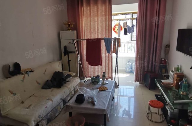 建设路与柳园路交叉口汽车站附近，电梯房诚心出售，看房子方便。