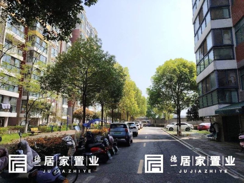 盛世东城2室2厅1卫89㎡南北38万