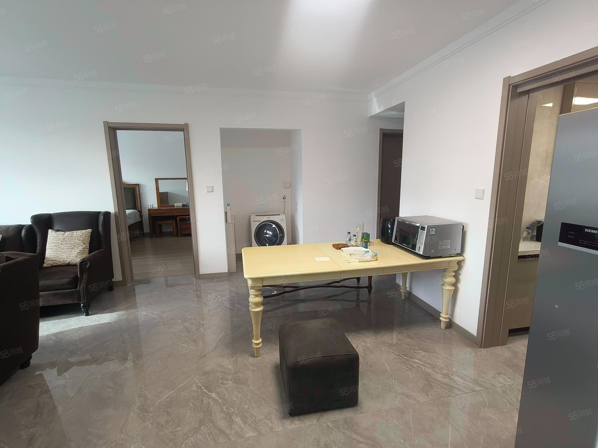 越秀天恒懷山府(1號院)4室2廳2衛(wèi)141.23㎡南北480萬