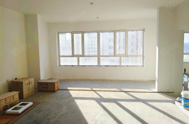 群力新城省公务员(中区)3室2厅135.08㎡155万二手房图片