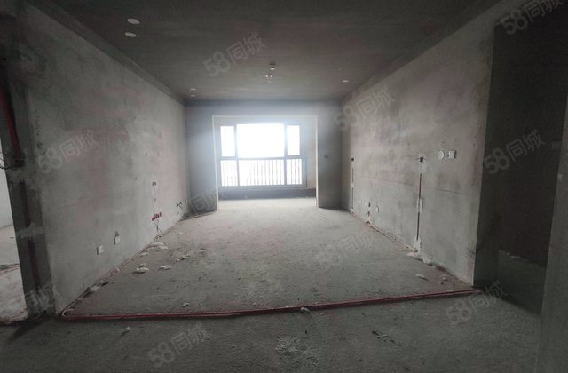 凤凰郡4室2厅160㎡89万二手房图片