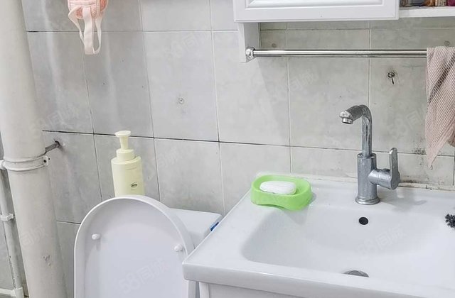 新许路东27号小区3室1厅120㎡42万二手房图片