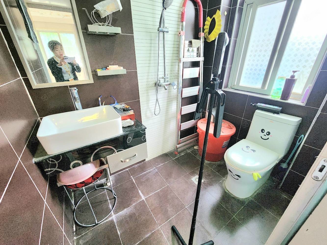 北山小区3室2厅2卫110㎡东南33万