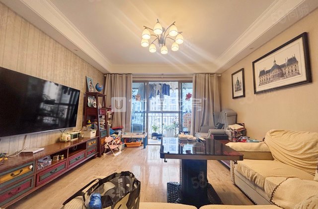 花果园半山小镇X区3室2厅121.04㎡62万二手房图片