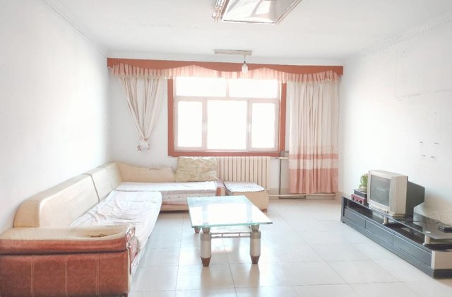 单价5千多，阳明，实验，金城小区，站北花园，三室朝阳，双阳台