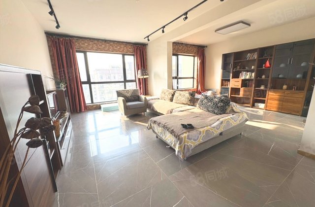 富奥斯坦利小镇2室2厅128.61㎡66万二手房图片