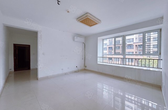 金柱大学城C区 边户南北通透 商业配套成熟 带电梯