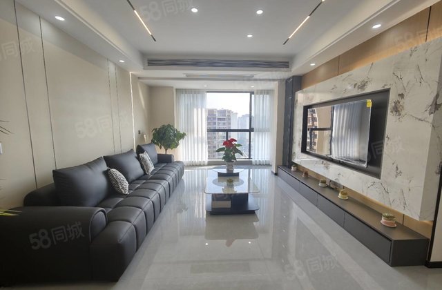 鸿山天宸4室2厅109㎡56万二手房图片