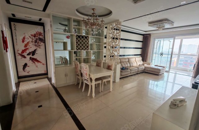 东昌丽都四室，四叶草户型，南北通透，客厅落地窗，带车储