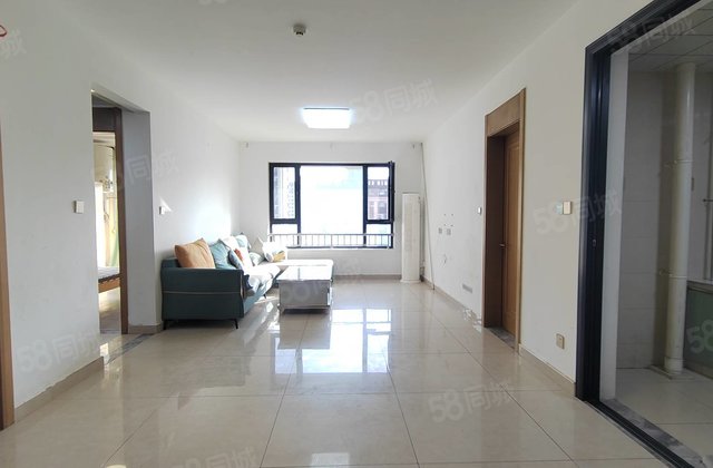 民生一号院  三叶草的户型  车位地下室都有 免大税 可按揭