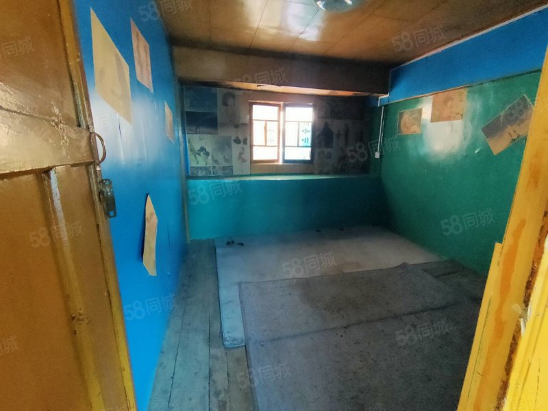 北门坡庭院5室2厅2卫170㎡南北145万