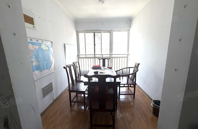 恒达NAPA溪地3室2厅2卫132.4㎡南北86万