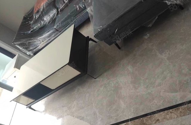 乐视界广场(商住楼)3室2厅95.81㎡130万二手房图片