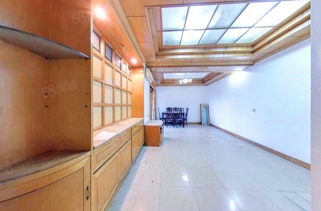 越秀锦秀大厦3室2厅102.17㎡320万二手房图片