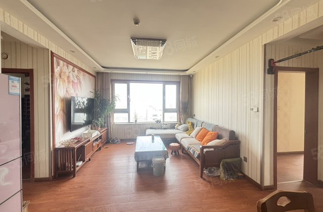 昌润莲城 瑞荷园 三室两卫 东边户 全明户型 观景好楼层