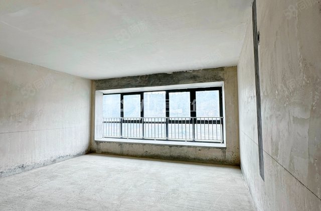 中天未来方舟E7组团5室2厅214㎡185万二手房图片