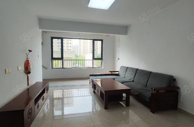 急售！昌润路！民生凤凰城一号院，带车位储藏室，三室两厅两卫