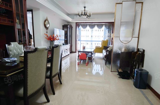 颐安灏景湾4室2厅119.88㎡135万二手房图片