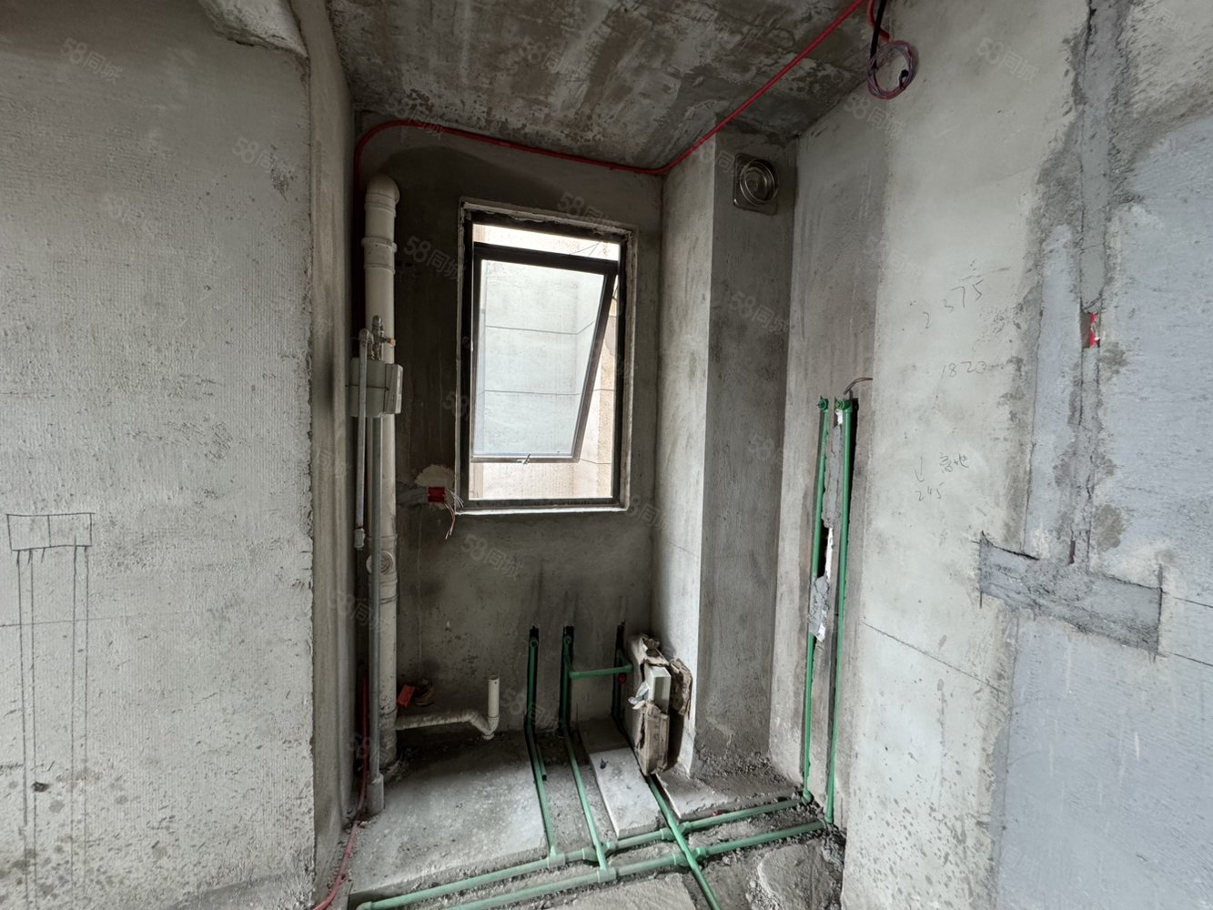 三巽公园里3室2厅1卫35㎡南29.8万