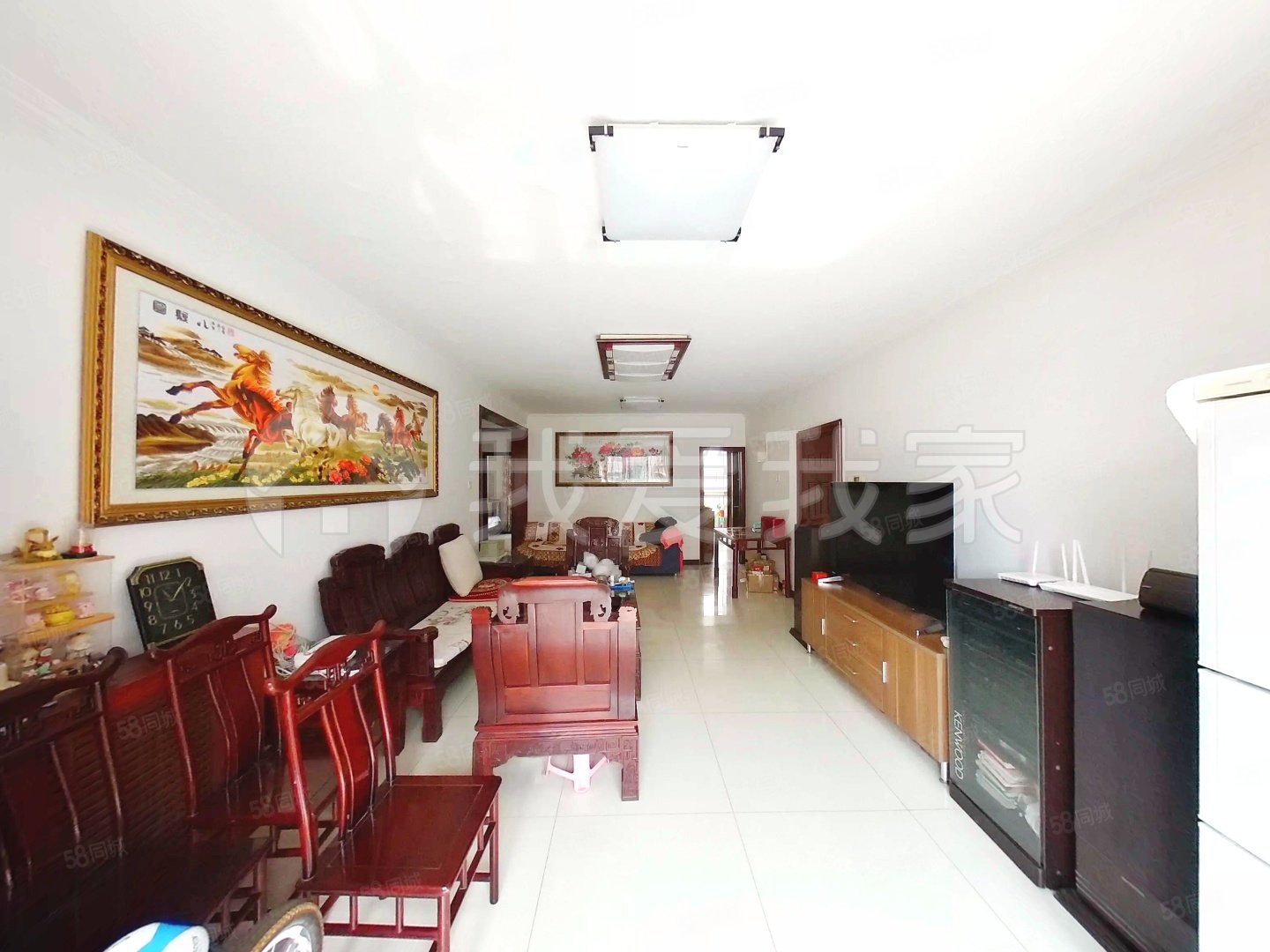 柳岸方園3室2廳2衛(wèi)128.45㎡南北549萬