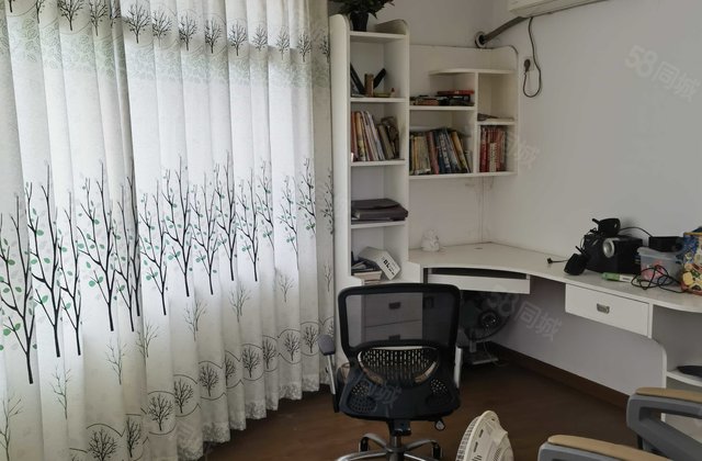 尚上城4室2厅150㎡33.8万二手房图片