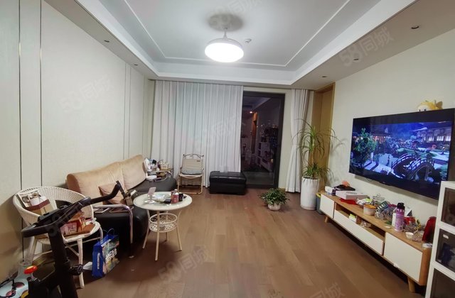 万象华府(二期)4室2厅129.28㎡380万二手房图片