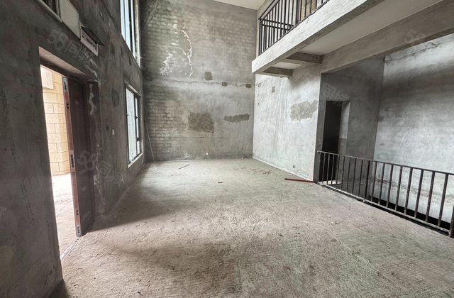 中核天玺一品(一期)4室2厅131.34㎡115万二手房图片