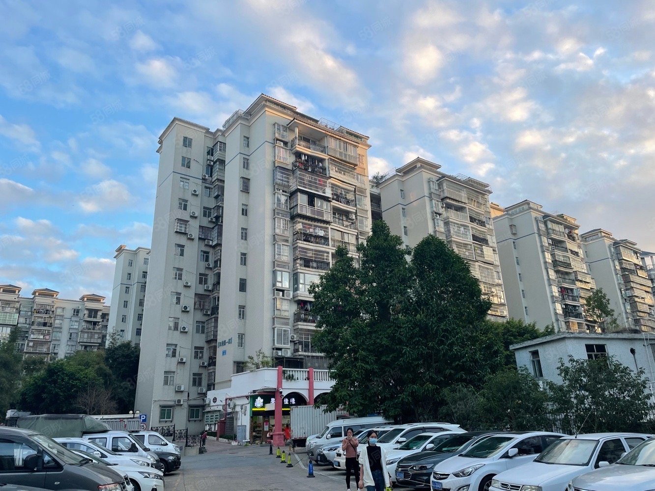 100平米3房2厅2卫 精装 南向 高层电梯,岭南世家华景园-珠海58同城