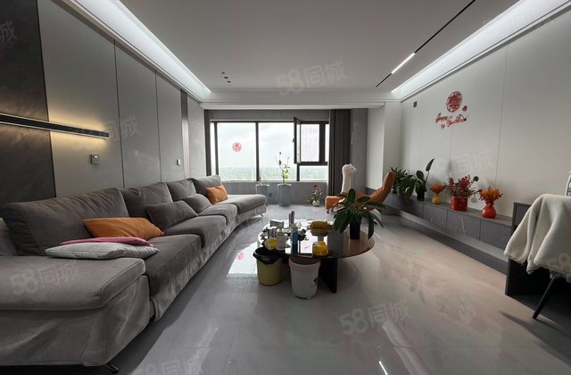 鲁商城市广场3室2厅138㎡90万二手房图片