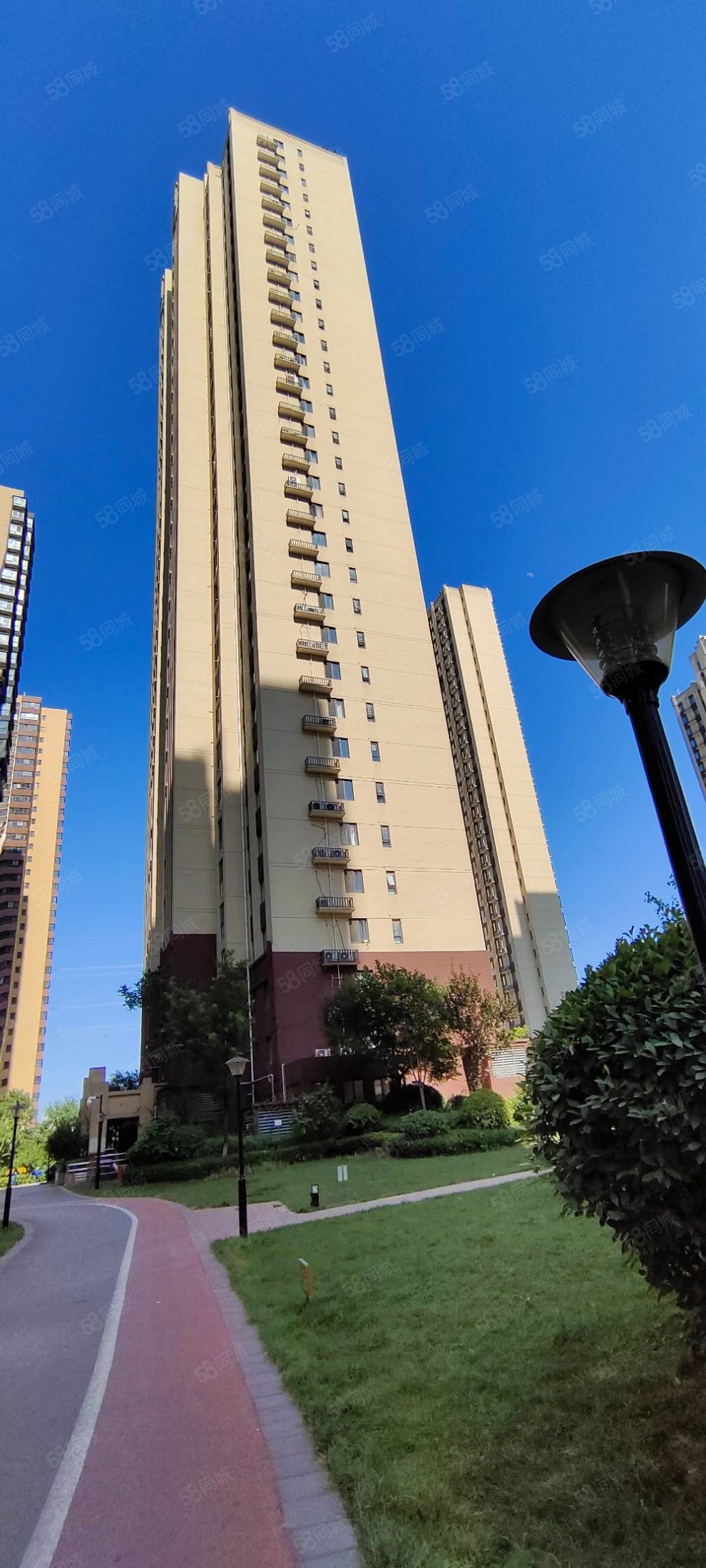 满堂悦moma1室1厅1卫45.7㎡南68万