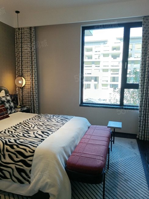 别墅,一跃二层带下跃,带小院,四室两厅四卫,高端住宅看,邢台壹号院