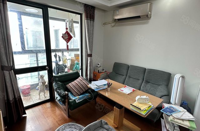 中兴财富国际公寓2室2厅84.26㎡650万二手房图片
