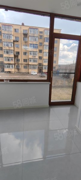 二发电家属区2室0厅1卫66.68㎡南北8.8万