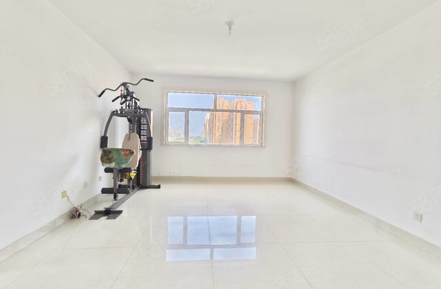 急售 二中 文苑 海德公园 东边户 赠车位储藏室免大税