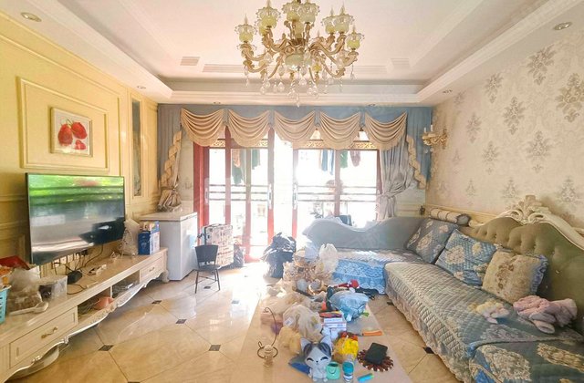 沿海赛洛城(A区)4室2厅125.3㎡137万二手房图片