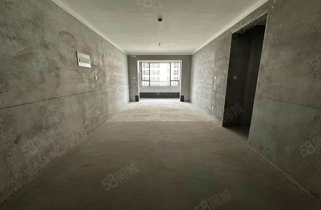 东亚国睿华庭3室2厅127.25㎡80万二手房图片