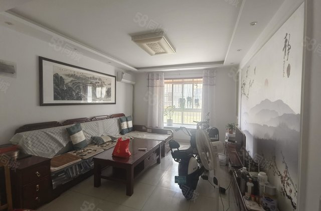 南北通透 正规商品房 居住密度低 带电梯 诚心出售 价格可议