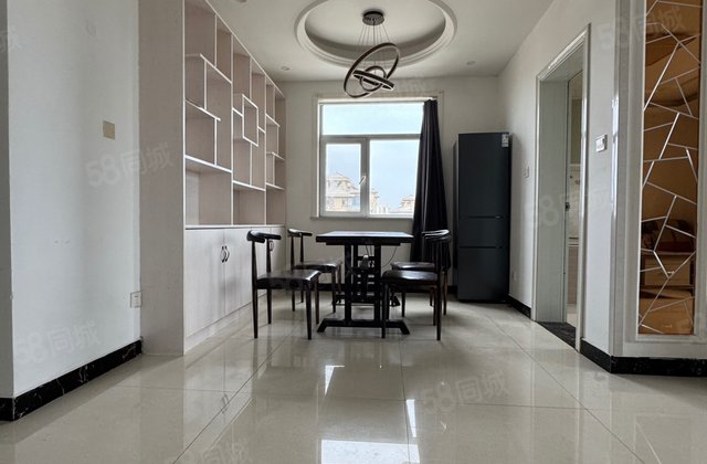 孟达国际A4，高层精装  ，送车储，上下楼229平