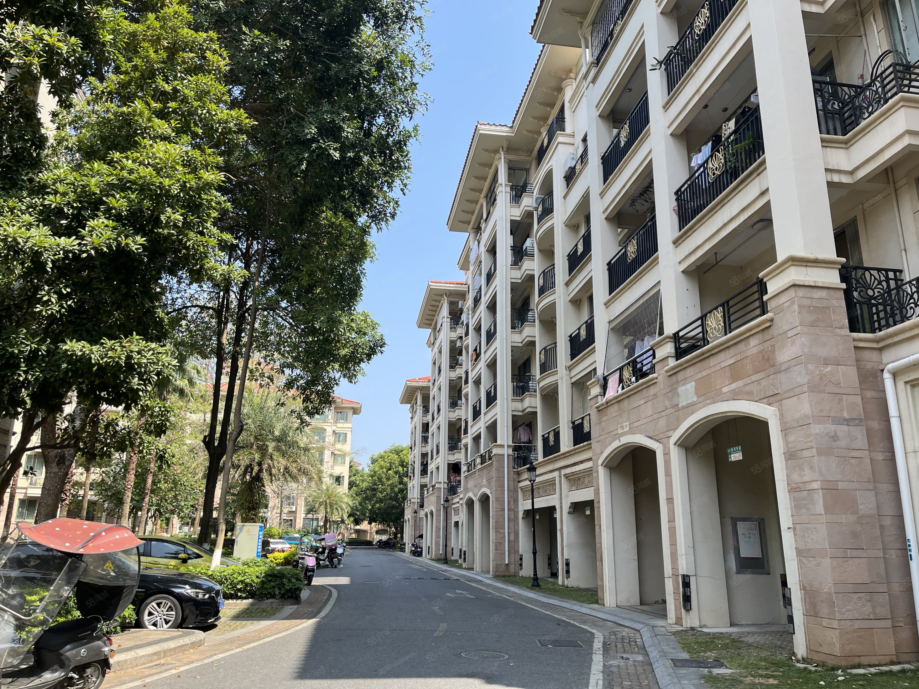 锦绣御景苑4室2厅3卫96㎡南168万