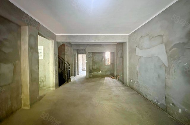 万锦城4室2厅134.12㎡300万二手房图片