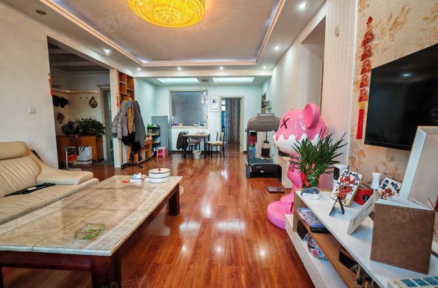 文轩本部精装南北通透四居室户型方正免大税带有储藏室看房方便